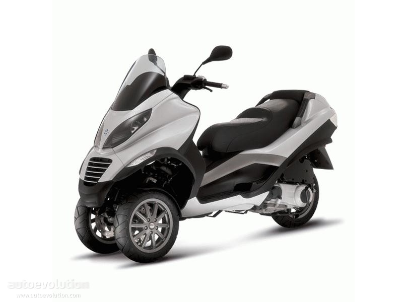 10 shmantikoteres motosikletes 11