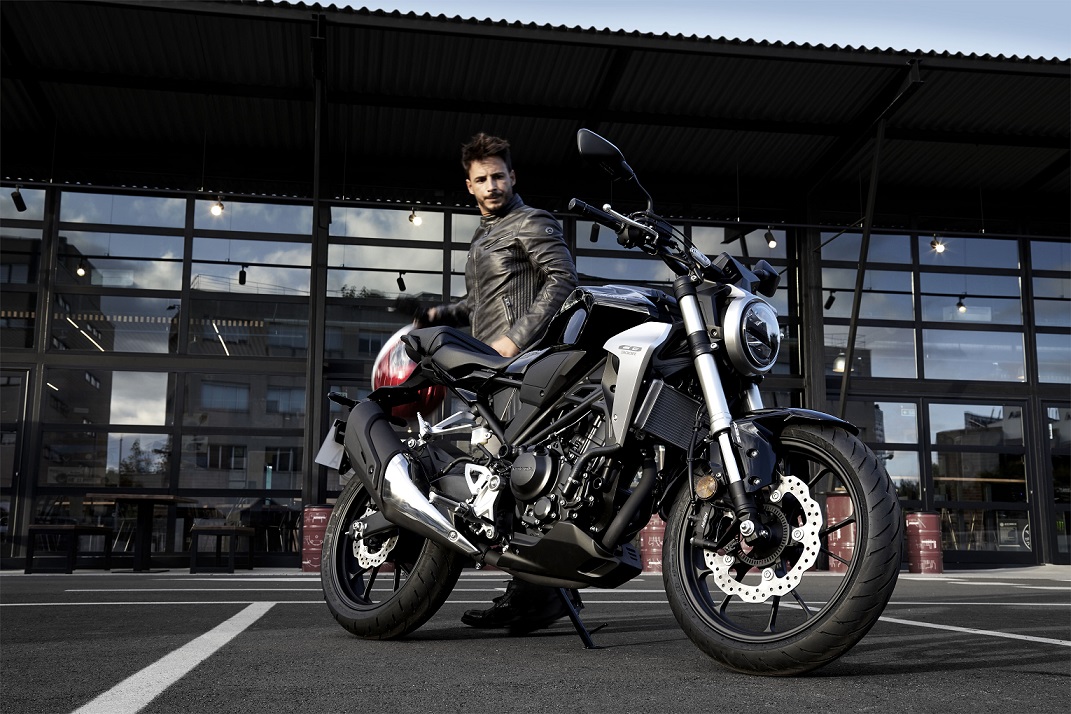 118638 2018 CB300Rsm