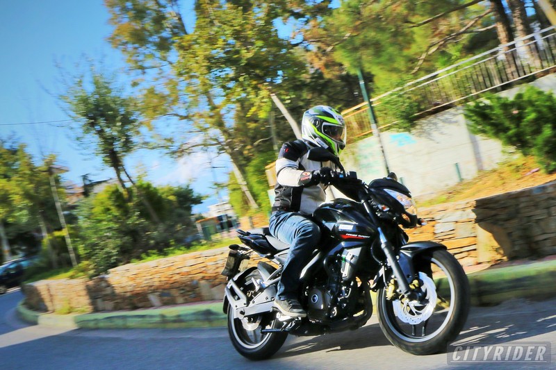 bajaj pulsar 200 kinisi 12