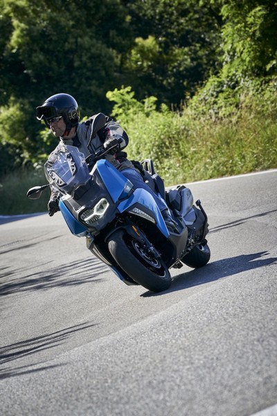 bmw c400x 1