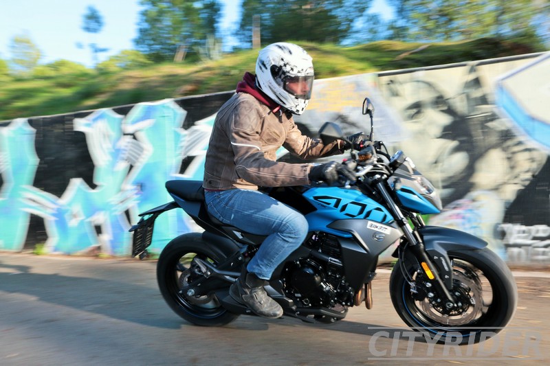 TEST CFMOTO 400NK 2