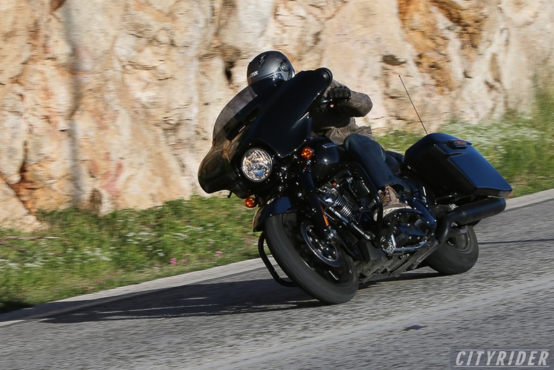 harley street glide kinisi cirty 7