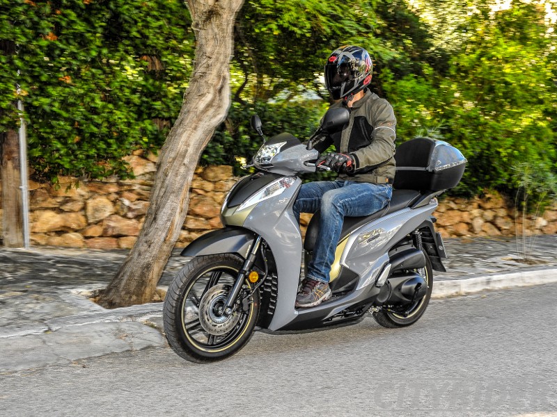 honda sh300i kinisi 1