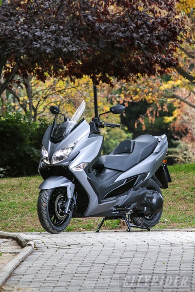 suzuki burgman 400 test statika 1