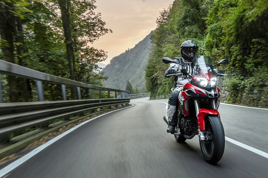 benelli trk251 1
