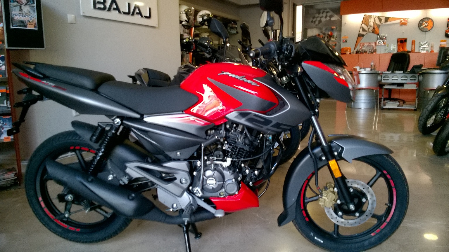 PULSAR 125s