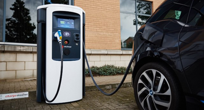 UltraCharger 1