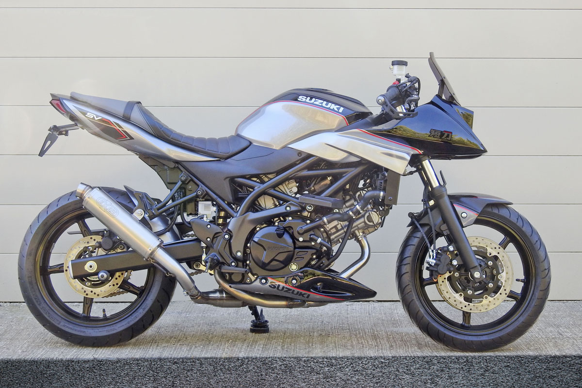 SV650X TANTO SIDE logo