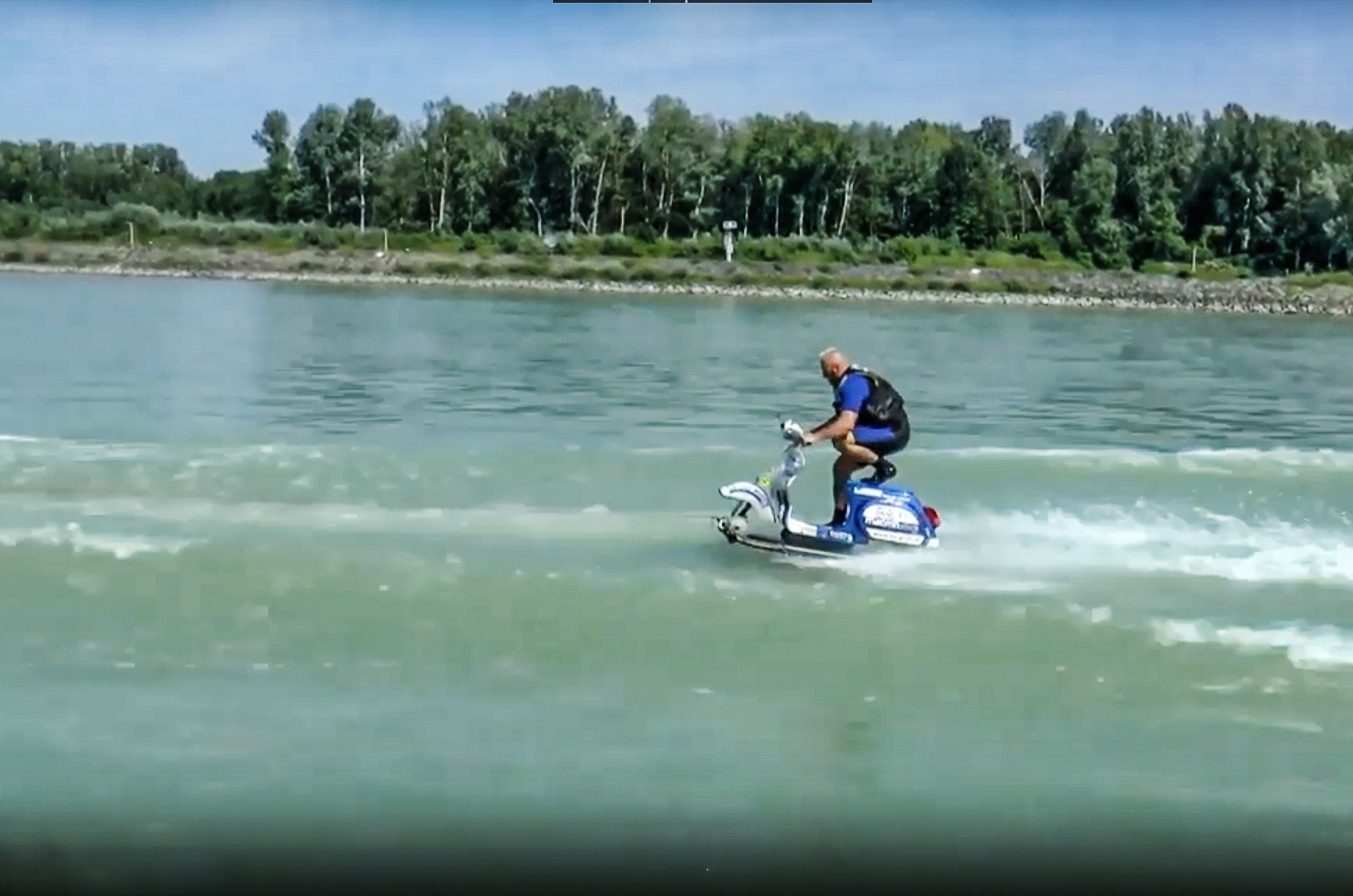 ski vespa