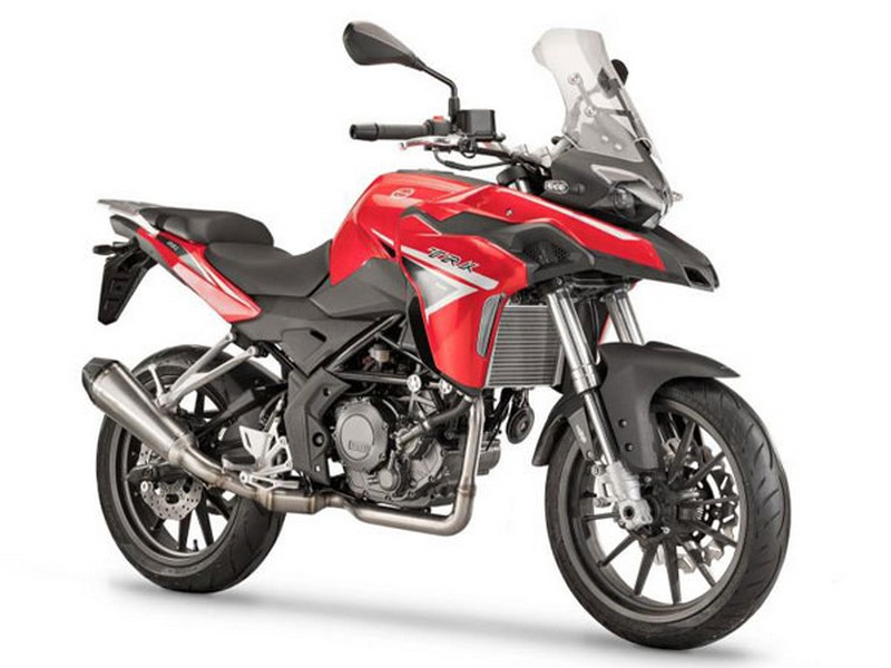 benelli trk 251 2018 eicma 2017 bikeit 1