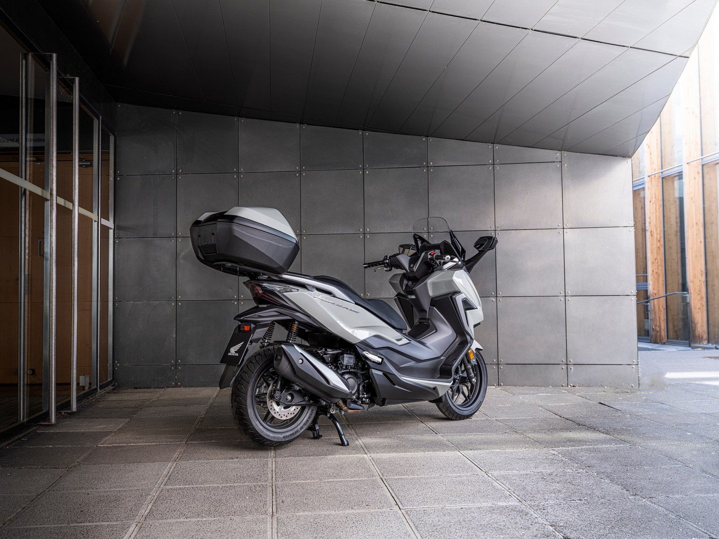 honda forza 350 00017