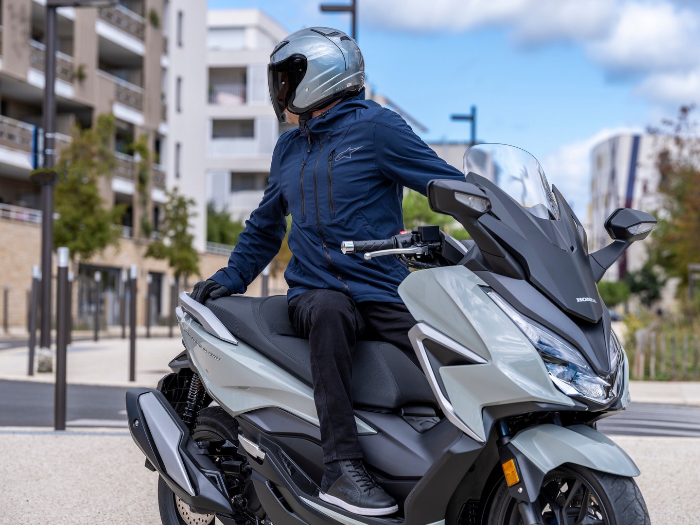 honda forza 350 00018