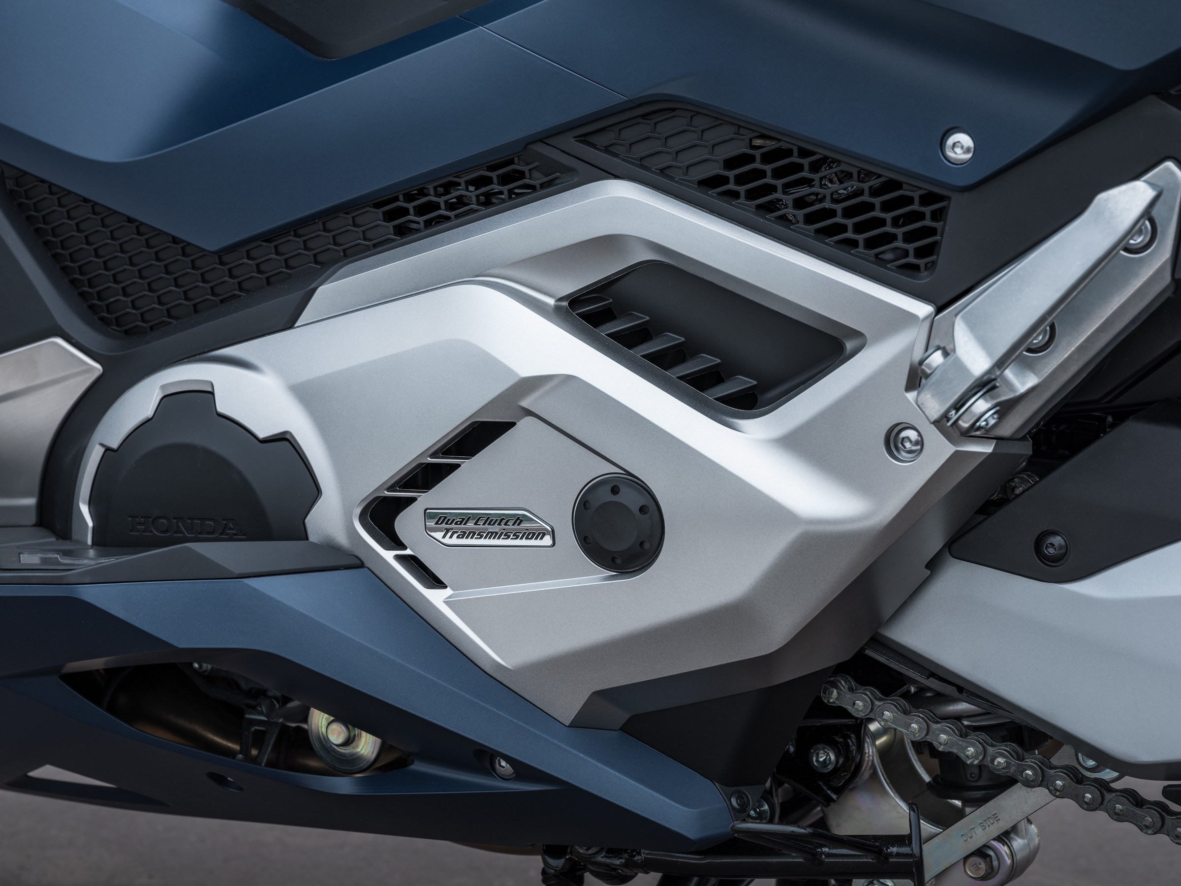 honda forza 750 00008