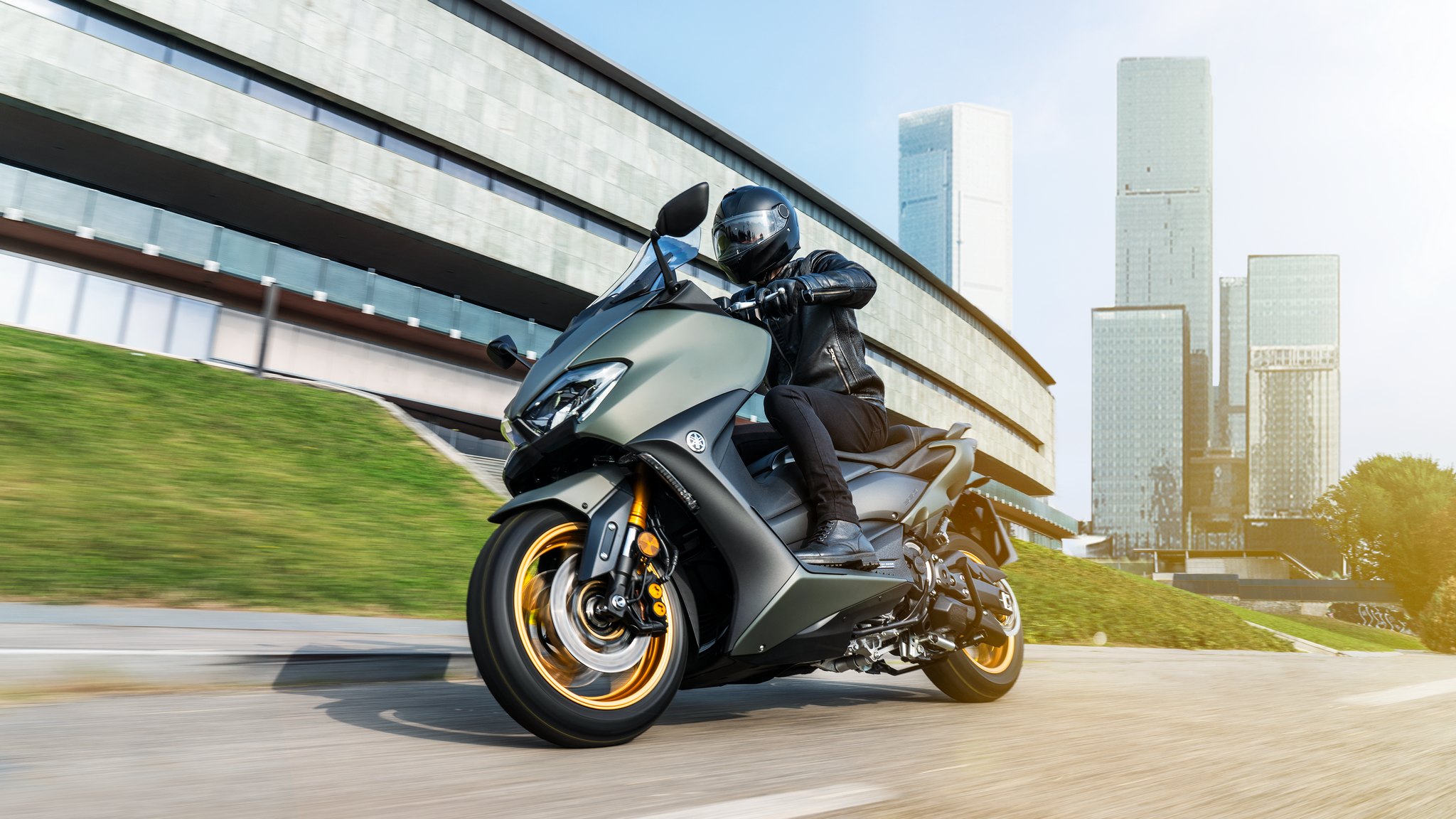 yamaha tmax 2021 10