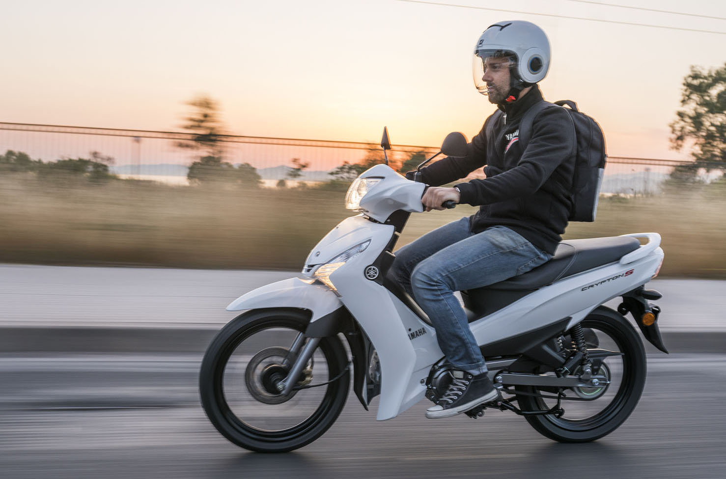 2018 Yamaha T110C EU Competition White Action 002