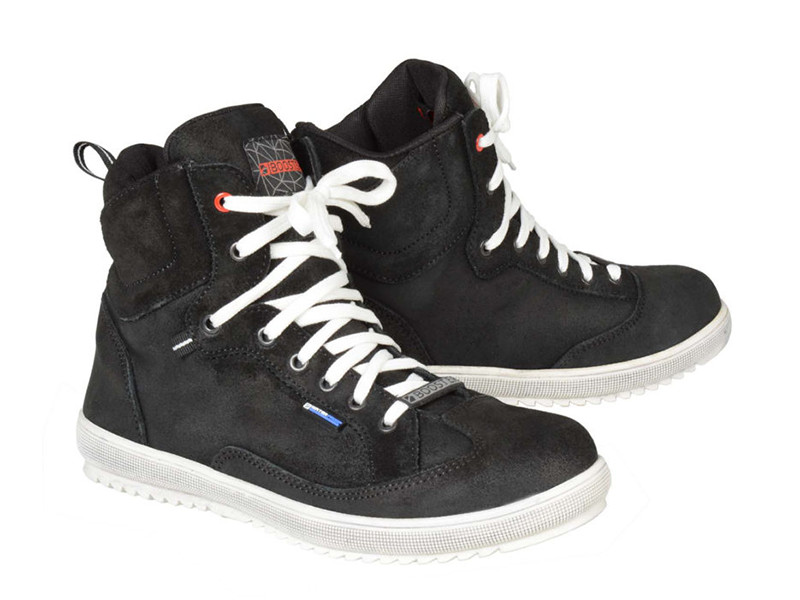 booster Freedom black